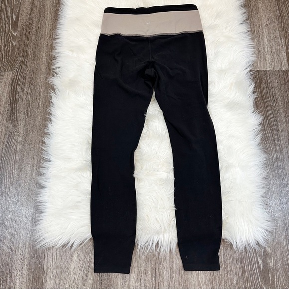 Athleta Chroma 7/8 Tight in Powervita Womens Size Small Yoga Crossover - Picture 3 of 5